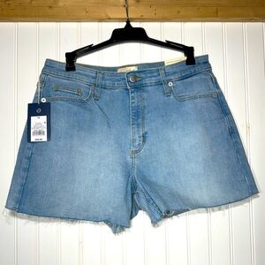 Universal Thread Shorts size 12/31R High Rise Midi NWT